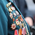 Плац-парад военнослужащих Западного военного округа для фронтовика, штурмовавшего Берлин