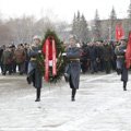 Личный состав ЦВО возложил цветы  к Вечному огню у монумента Славы в Новосибирске