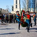 Церемония возложения цветов начальниками Генеральных штабов вооруженных сил стран – участников Содружества Независимых Государств к Вечному огню в Парке Победы (г. Казань)